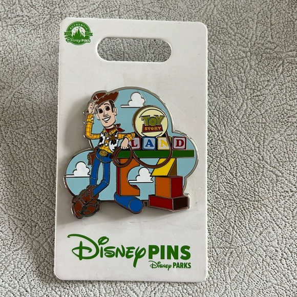 Disney Accessories - Disney Toy Story land pin brand new